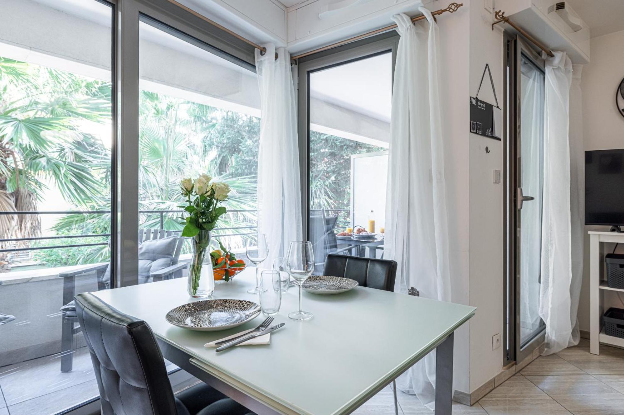 Studio Centre Terrasse Climatisation 50M Plage Menton Eksteriør bilde